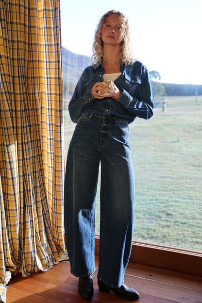 Gigi Barrel Jean - Reign