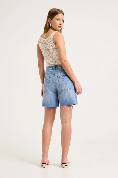90's Relaxed Short - Surrender